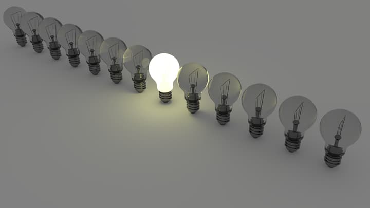 الفرق بين SEO و SEM (أيهما الأنسب لك؟)