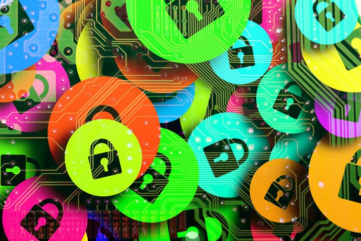 وظيفة بروتوكول https الآمن للحفاظ على خصوصيتك وبياناتك
